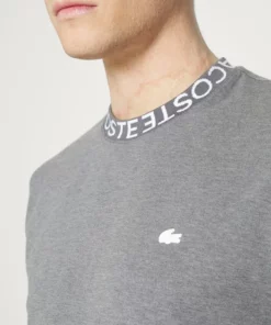 Lacoste T-shirt Imprimé - Mine Chine -Lacoste Soldes Magasin 84705438f4724501afa496ce216c332a