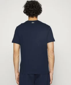 Lacoste T-shirt Imprimé - Navy Blue -Lacoste Soldes Magasin 8689a194d6524d45aa515577333e71fe