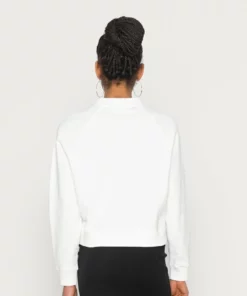 Lacoste Sweatshirt - Flour 7 Lacoste Sweatshirt - Flour -Lacoste Soldes Magasin 8971d1f5fc5a49a19dc77ce82eb4cdeb