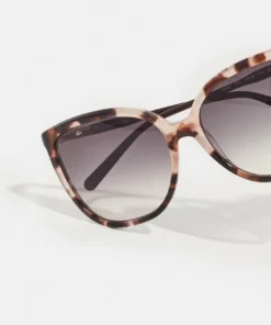 Lacoste Lunettes De Soleil - Rose 9 Lacoste Lunettes De Soleil - Rose -Lacoste Soldes Magasin 8a03e1486ab642c2ace35b1a51eab6e8