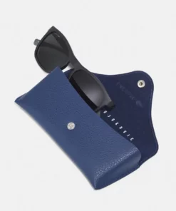 Lacoste Lunettes De Soleil - Matte Black/green 6 Lacoste Lunettes De Soleil - Matte Black/green -Lacoste Soldes Magasin 8ffc7e06d144434cb8b7de7a360440a4