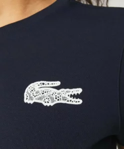 Lacoste DAMES - T-shirt Imprimé - Bleu Marine 9 Lacoste DAMES - T-shirt Imprimé - Bleu Marine -Lacoste Soldes Magasin 932ee71e376349e8a96cbcbaf5e3df56