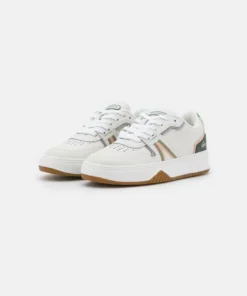 Lacoste Baskets Basses - White/dark Grey 9 Lacoste Baskets Basses - White/dark Grey -Lacoste Soldes Magasin 9465a16995fc4b98b436fe813a5e5070