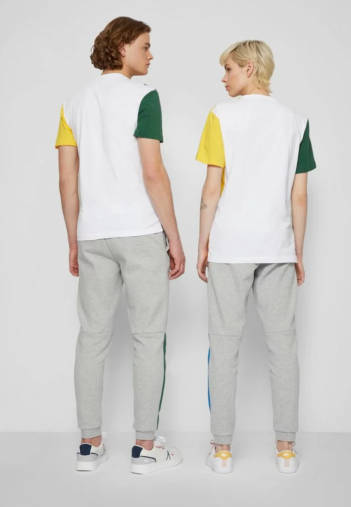 Lacoste UNISEX - T-shirt Imprimé - White/green Broom 4 Lacoste UNISEX - T-shirt Imprimé - White/green Broom – Image 4