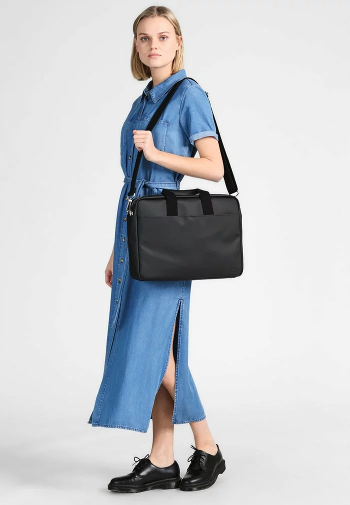 Lacoste Mallette - Black 3 Lacoste Mallette - Black – Image 3