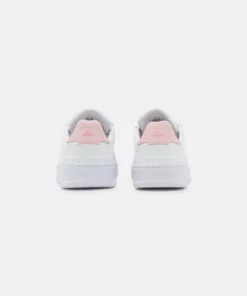 Lacoste Baskets Basses - White/light Pink 9 Lacoste Baskets Basses - White/light Pink -Lacoste Soldes Magasin 9c632811cfc14fdba2cff77c648c5a8e