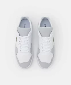 Lacoste Baskets Basses - Off White 11 Lacoste Baskets Basses - Off White -Lacoste Soldes Magasin 9d8a2b1c5b624961b396386827f8d097