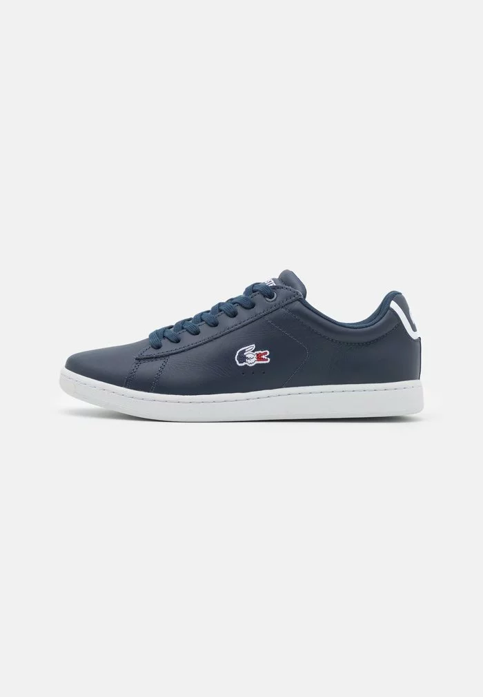 Lacoste CARNABY - Baskets Basses - Navy/red/white 1 Lacoste CARNABY - Baskets Basses - Navy/red/white