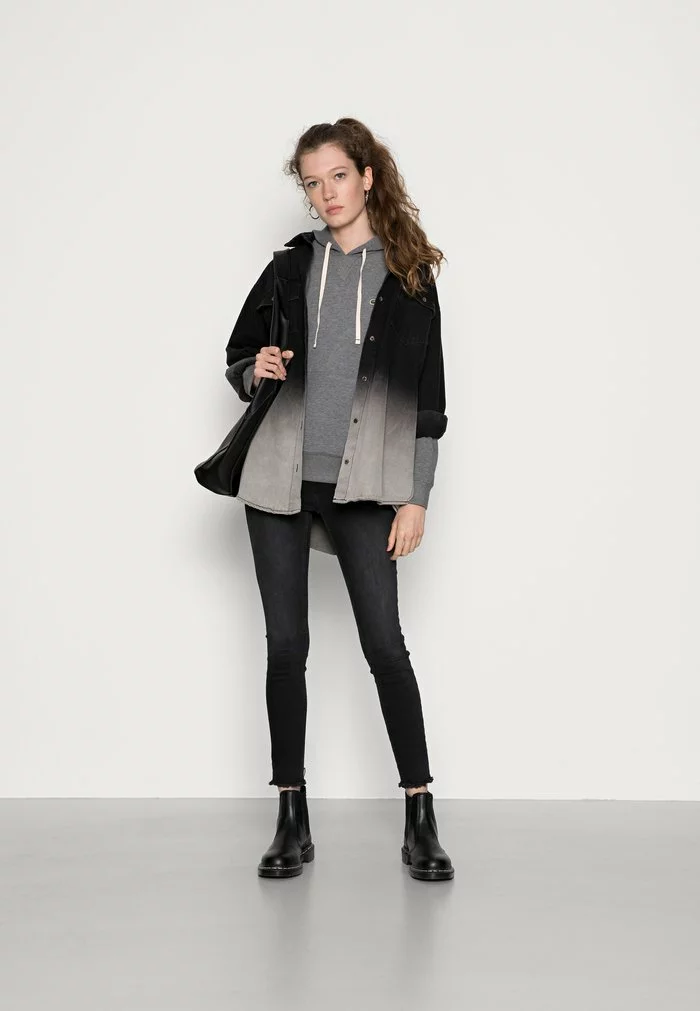 Lacoste Sweat à Capuche - Heather Lead 2 Lacoste Sweat à Capuche - Heather Lead – Image 2