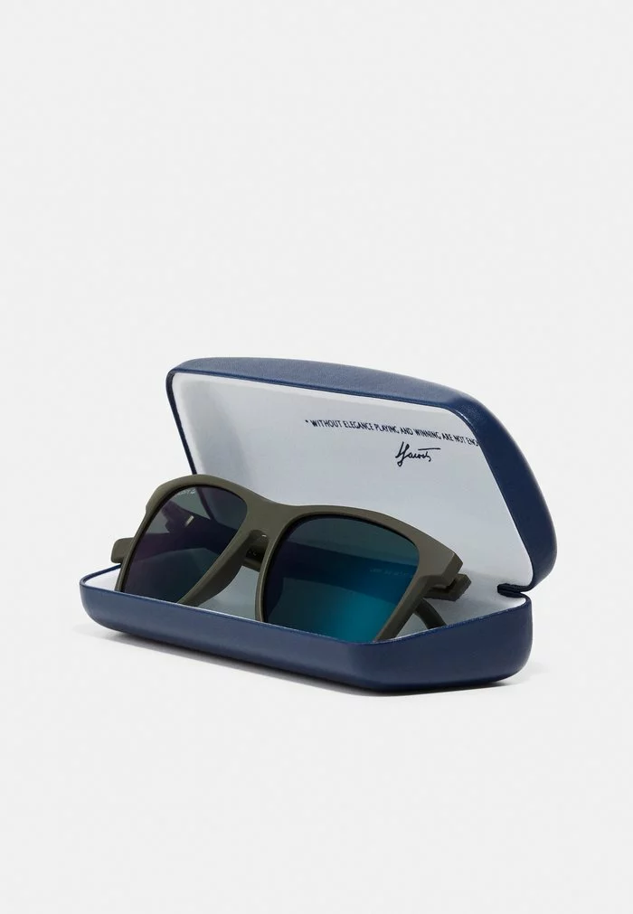 Lacoste Lunettes De Soleil - Green Matte 3 Lacoste Lunettes De Soleil - Green Matte – Image 3