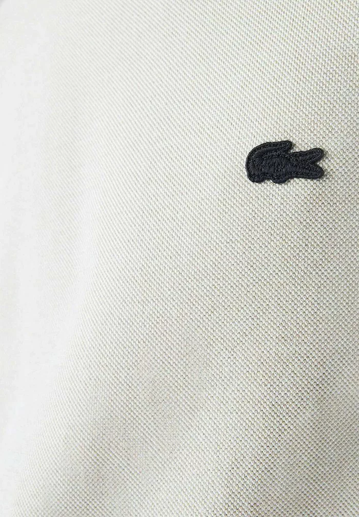Lacoste T-shirt Basique - Blanc Beige Bleu Clair 5 Lacoste T-shirt Basique - Blanc Beige Bleu Clair – Image 5