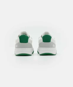Lacoste L001 - Baskets Basses - White/green 8 Lacoste L001 - Baskets Basses - White/green -Lacoste Soldes Magasin b8141554f55548f2b2ef1025ff5c1892