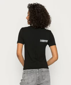 Lacoste EXCLUSIVE - T-shirt Imprimé - Black 7 Lacoste EXCLUSIVE - T-shirt Imprimé - Black -Lacoste Soldes Magasin b814c3a76d7d4990acc80ee3dfc488fb