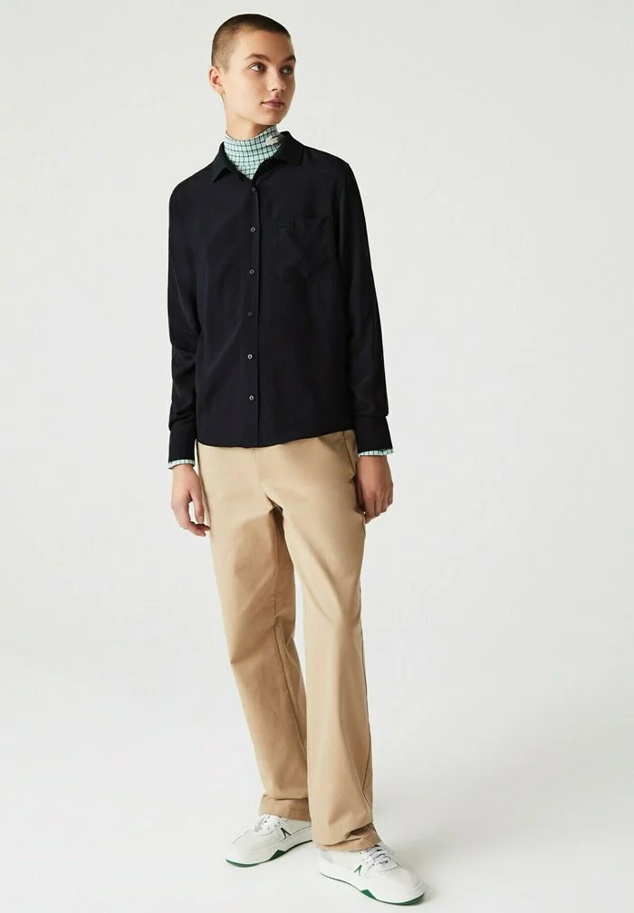 Lacoste LANGE MOUW - Chemisier - Bleu Marine 2 Lacoste LANGE MOUW - Chemisier - Bleu Marine – Image 2