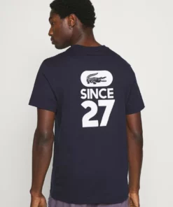 Lacoste T-shirt Imprimé - Marine -Lacoste Soldes Magasin b98dbe60a5bd4e26a71cbdd17191f77c