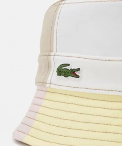 Lacoste UNISEX - Chapeau - Flesh/wood Shaving/flour/club/napolitan Yellow -Lacoste Soldes Magasin bcaccee8ddf84b8aba2323ec4fc56db4