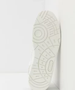 Lacoste T-CLIP - Baskets Basses - Offwhite 10 Lacoste T-CLIP - Baskets Basses - Offwhite -Lacoste Soldes Magasin be26bf6de4ed49e2af745ff5f27b18bf