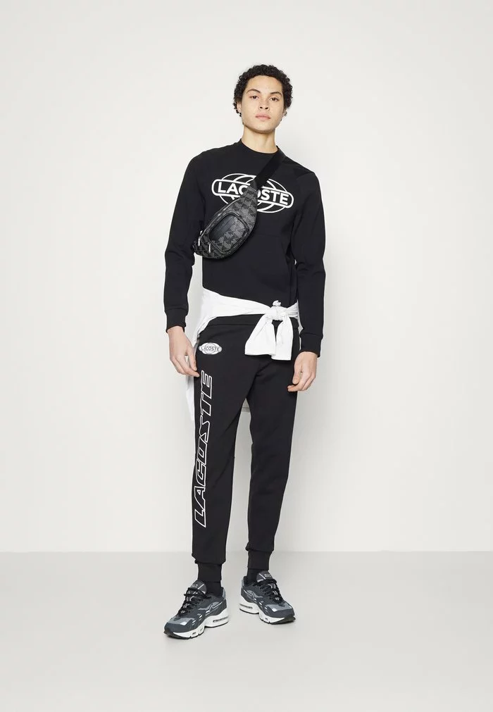 Lacoste EXCLUSIVE - Sweatshirt - Black 2 Lacoste EXCLUSIVE - Sweatshirt - Black – Image 2