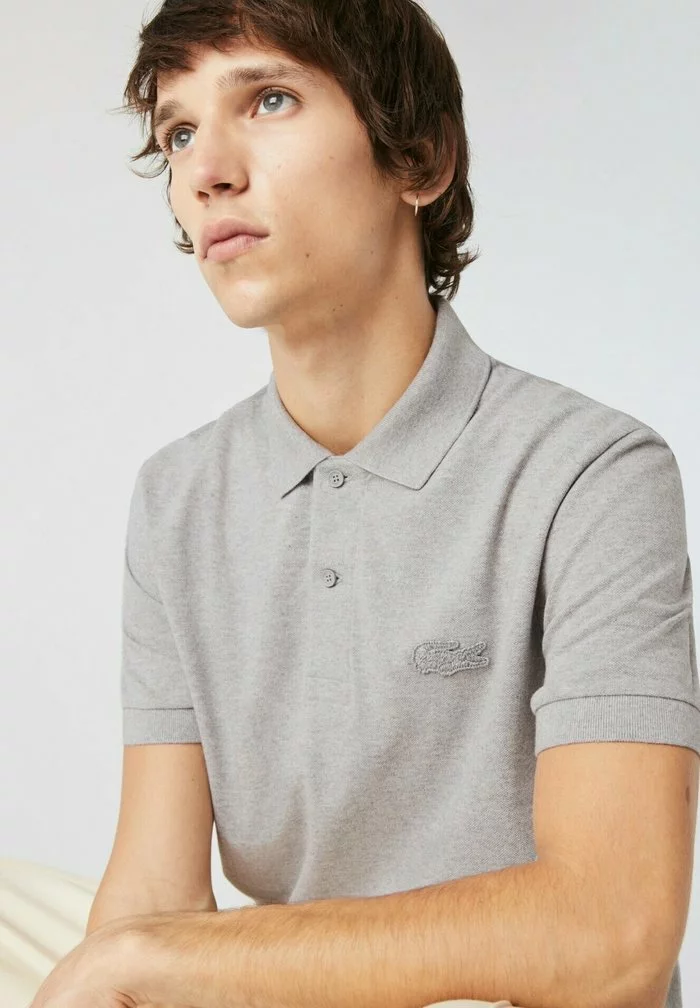 Lacoste Polo - Gris Chine 3 Lacoste Polo - Gris Chine – Image 3