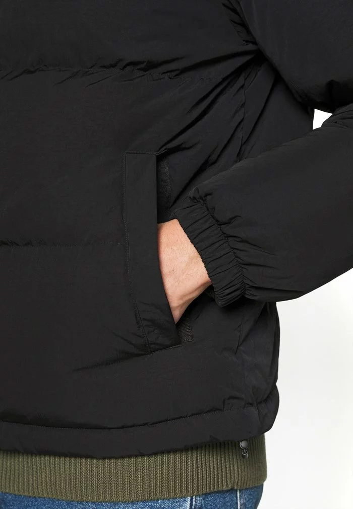 Lacoste Doudoune - Black 6 Lacoste Doudoune - Black – Image 6