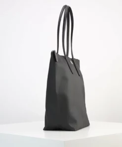 Lacoste Cabas - Black 10 Lacoste Cabas - Black -Lacoste Soldes Magasin c8558ef22d664ae5b1d25cb800f19e46