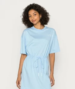 Lacoste EXCLUSIVE - Robe En Jersey - Overview