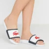 Lacoste CROCO SLIDE - Sandales De Bain - White/navy/red