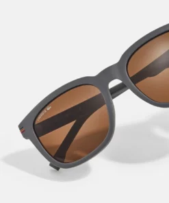 Lacoste Lunettes De Soleil - Matte Grey -Lacoste Soldes Magasin d7131ecc2d984a878fd55449da8e4907