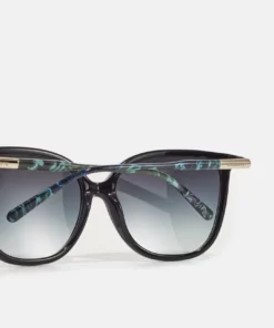 Lacoste Lunettes De Soleil - Black 7 Lacoste Lunettes De Soleil - Black -Lacoste Soldes Magasin d8fabeecb08942e7af8d18119c6c1510