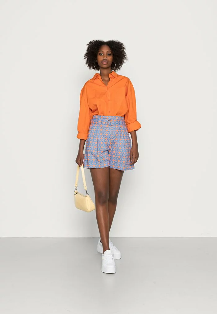 Lacoste Short - Mandarin Tree Orange/ethereal 2 Lacoste Short - Mandarin Tree Orange/ethereal – Image 2