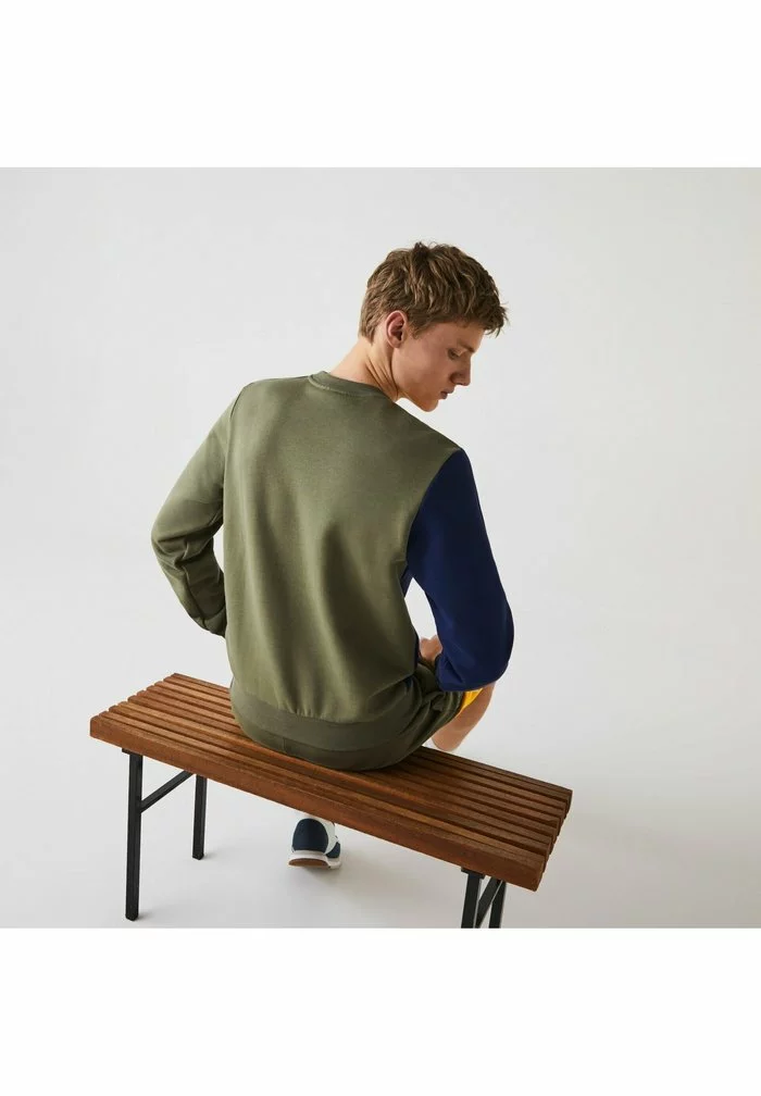 Lacoste Sweatshirt - Khaki Grün / Gelb / Blau 4 Lacoste Sweatshirt - Khaki Grün / Gelb / Blau – Image 4