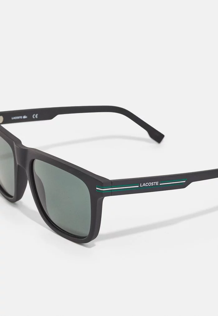 Lacoste Lunettes De Soleil - Matte Black 3 Lacoste Lunettes De Soleil - Matte Black – Image 3