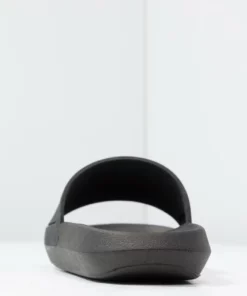 Lacoste CROCO SLIDE - Sandales De Bain - Black 12 Lacoste CROCO SLIDE - Sandales De Bain - Black -Lacoste Soldes Magasin e959c130bfd545849c378a36064ca798