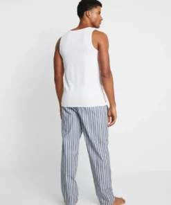 Lacoste 2 PACK - Caraco - White 8 Lacoste 2 PACK - Caraco - White -Lacoste Soldes Magasin eaee27bb145841c7a69fc7c8bae9d266