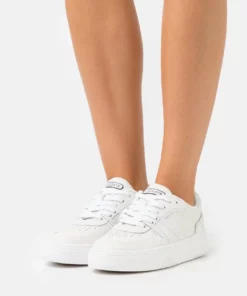 Lacoste Baskets Basses - White/offwhite