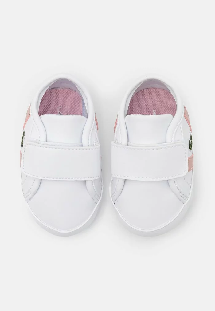 Lacoste SIDELINE CRIB - Chaussons Pour Bébé - White/light Pink 4 Lacoste SIDELINE CRIB - Chaussons Pour Bébé - White/light Pink – Image 4