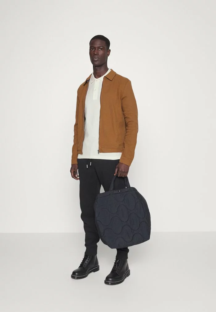 Lacoste Polo - Lapland 2 Lacoste Polo - Lapland – Image 2