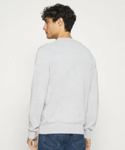 Lacoste Pullover - Argent Chine 7 Lacoste Pullover - Argent Chine -Lacoste Soldes Magasin f002bea477f24c4591f3e13730b0b99f