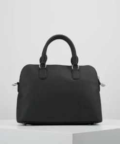 Lacoste Sac à Main - Black 9 Lacoste Sac à Main - Black -Lacoste Soldes Magasin f27311bf0df6470298cbda176e28cb0e