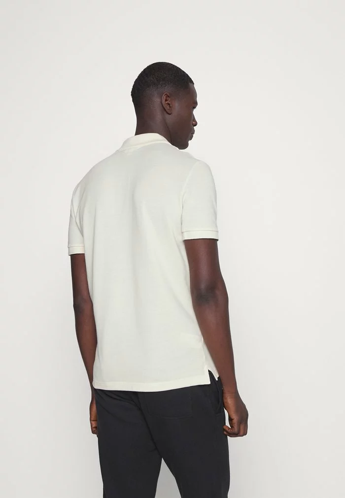 Lacoste Polo - Lapland 3 Lacoste Polo - Lapland – Image 3