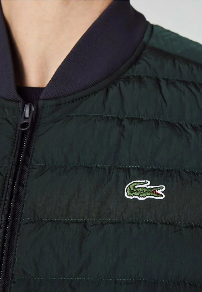 Lacoste PLUS - Veste Sans Manches - Vert 4 Lacoste PLUS - Veste Sans Manches - Vert – Image 4