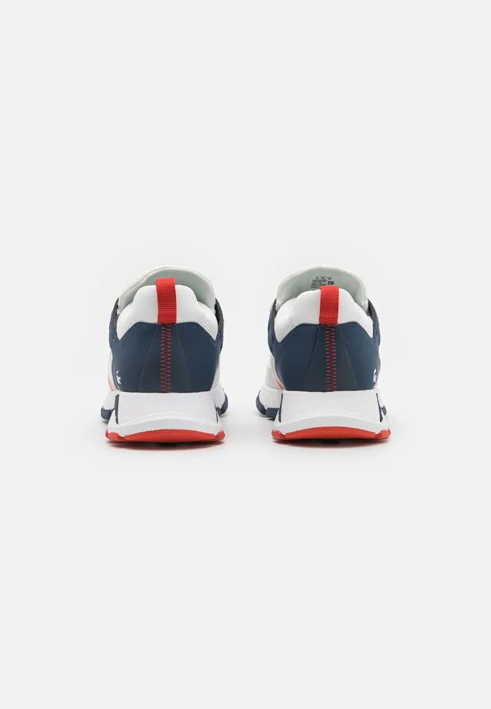 Lacoste Baskets Basses - White/navy/red 3 Lacoste Baskets Basses - White/navy/red – Image 3