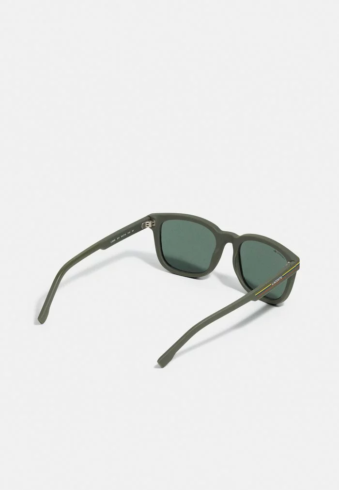 Lacoste Lunettes De Soleil - Matte Green 2 Lacoste Lunettes De Soleil - Matte Green – Image 2