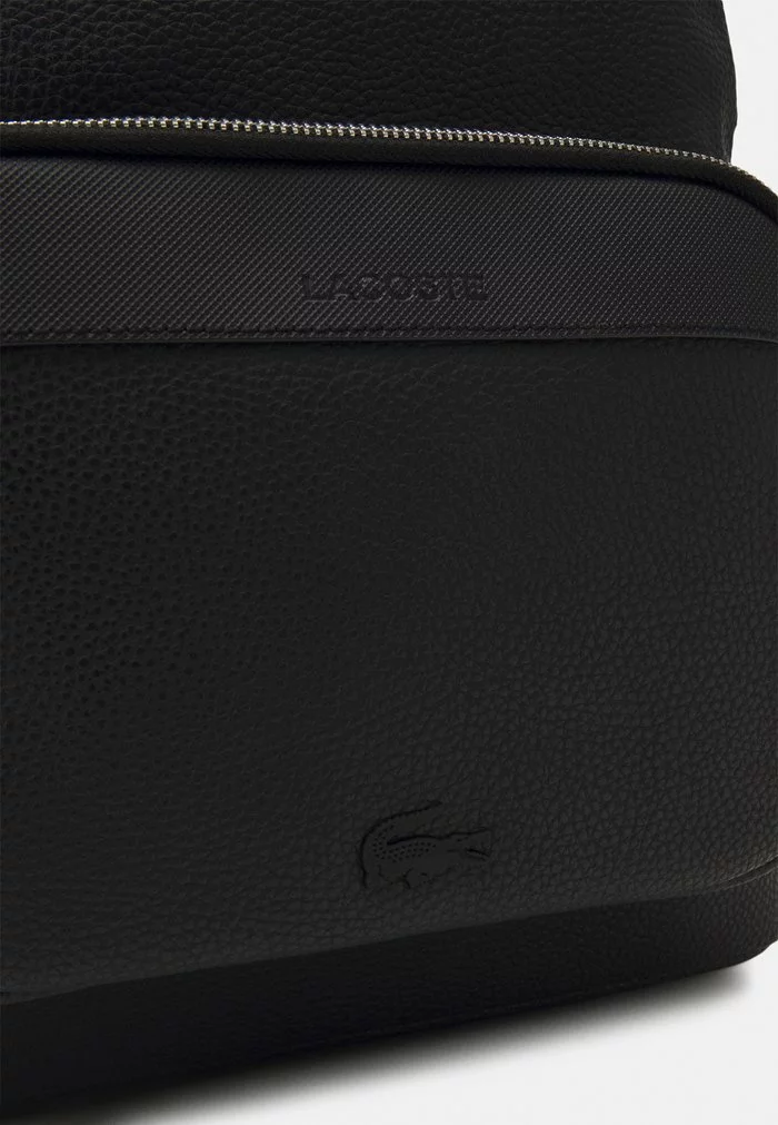 Lacoste CITY COURT UNISEX - Sac à Dos - Noir 7 Lacoste CITY COURT UNISEX - Sac à Dos - Noir – Image 7