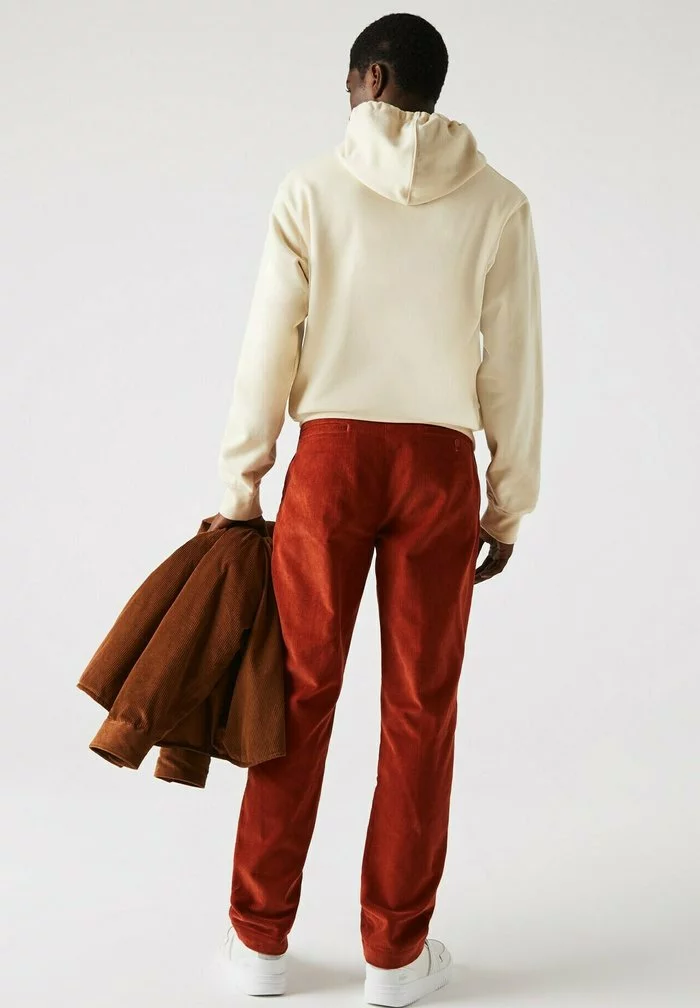 Lacoste VRIJETIJDS - Chino - Marron 2 Lacoste VRIJETIJDS - Chino - Marron – Image 2